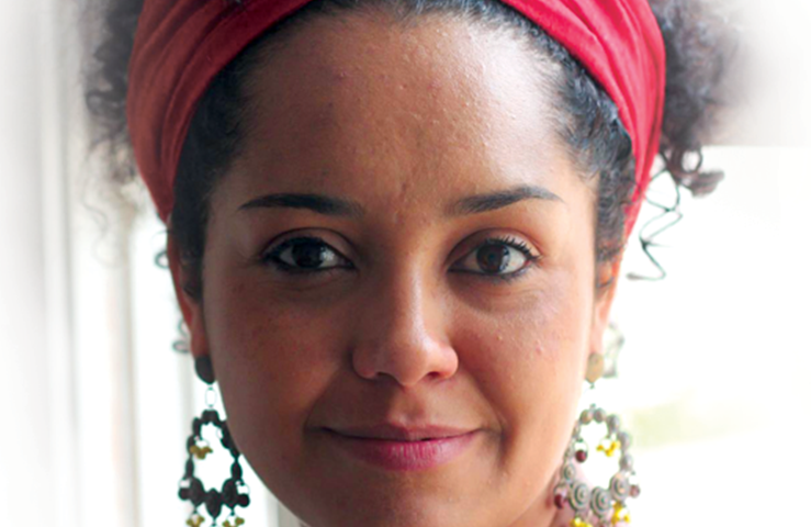 autor-bianca-santana-site